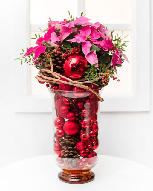 Christmas Arrangement in Glass Vase