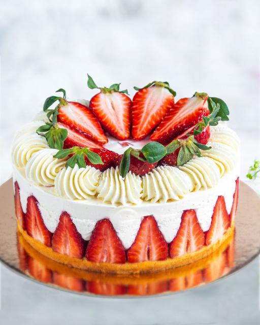 Strawberry cake